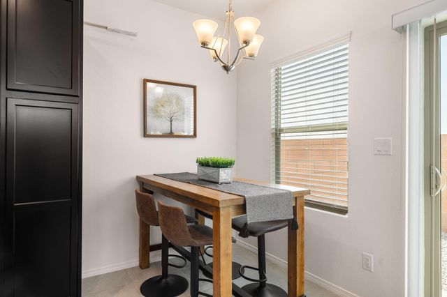 8940 Mountain Ash Avenue SW, Albuquerque, NM 87121