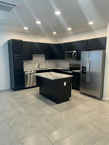 8940 Mountain Ash Avenue SW, Albuquerque, NM 87121