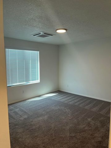 8940 Mountain Ash Avenue SW, Albuquerque, NM 87121