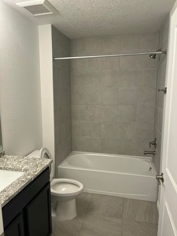 8940 Mountain Ash Avenue SW, Albuquerque, NM 87121