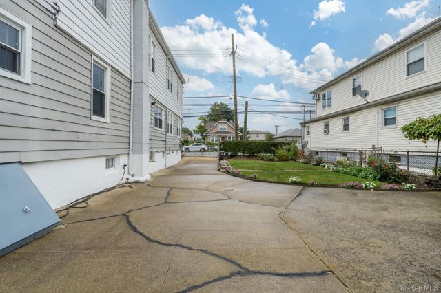 22610 147th Avenue, Springfield Gardens, NY 11413