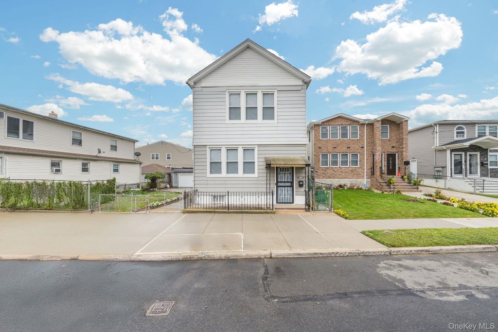 22610 147th Avenue, Springfield Gardens, NY 11413