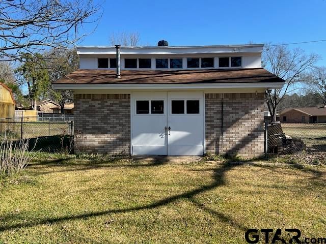 216 Arch Davis, Pittsburg, TX 75686