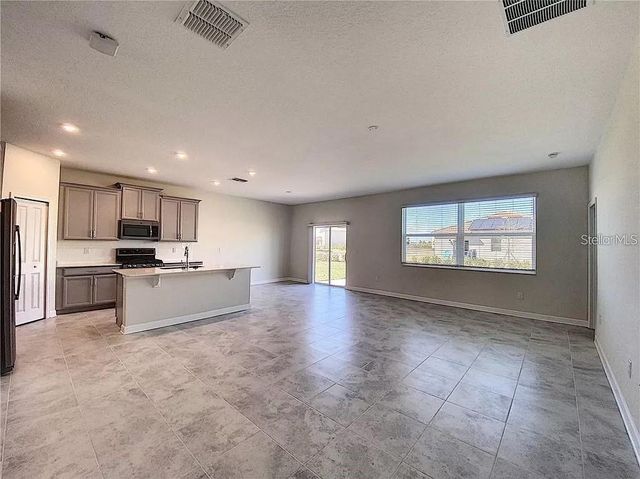 1307 OAK CREST STREET, Davenport, FL 33837