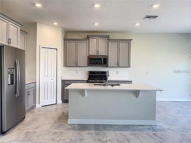 1307 OAK CREST STREET, Davenport, FL 33837
