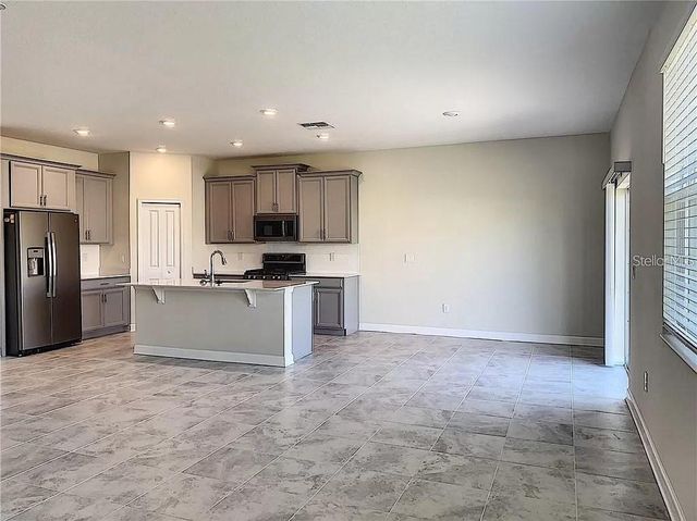 1307 OAK CREST STREET, Davenport, FL 33837