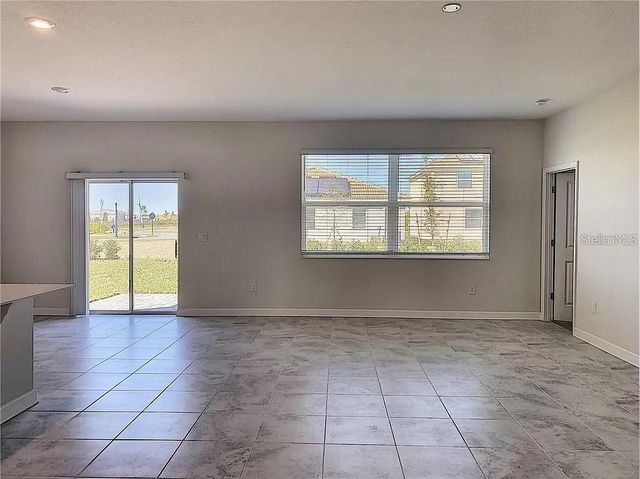 1307 OAK CREST STREET, Davenport, FL 33837