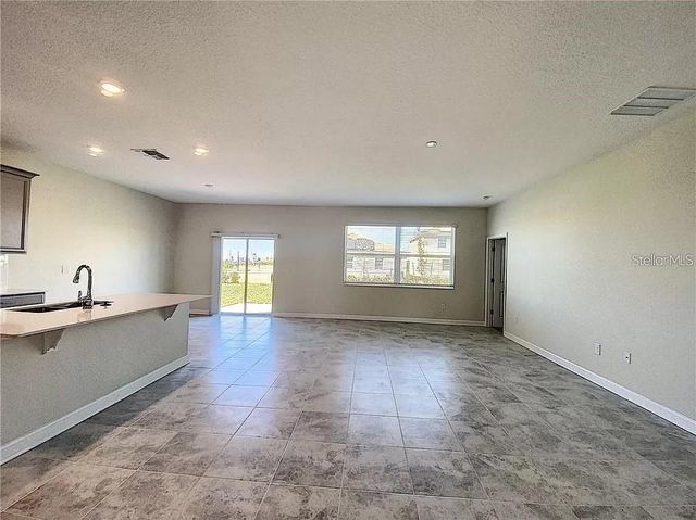 1307 OAK CREST STREET, Davenport, FL 33837