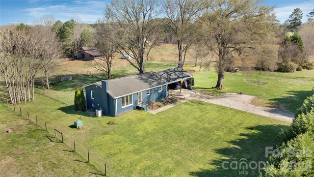 6268 Long Island Road, Catawba, NC 28609