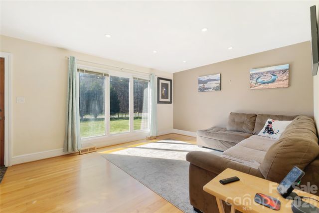 6268 Long Island Road, Catawba, NC 28609