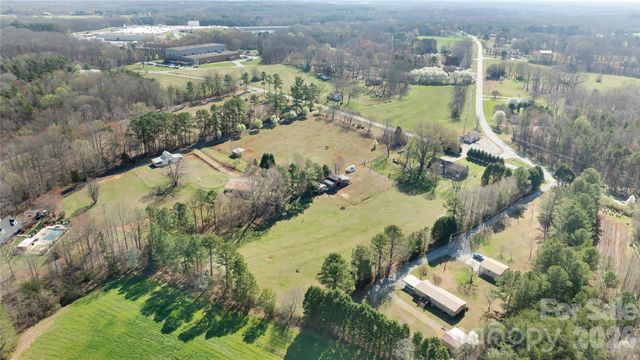 6268 Long Island Road, Catawba, NC 28609