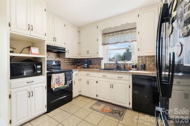 6268 Long Island Road, Catawba, NC 28609