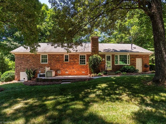 1004 Lamp Post Lane, Greensboro, NC 27410
