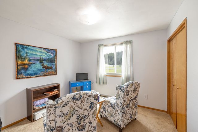 16101 N Mount Spokane Park Dr, Mead, WA 99021