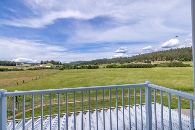 16101 N Mount Spokane Park Dr, Mead, WA 99021