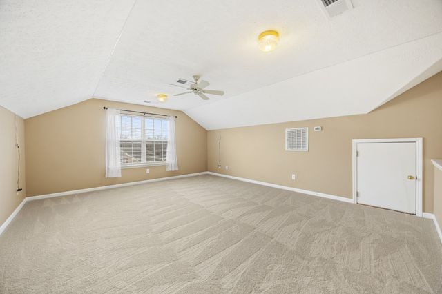 1973 Dunedin Dr, Old Hickory, TN 37138