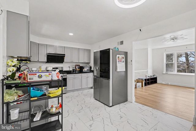 48 COLONIAL DR, Hanover, PA 17331