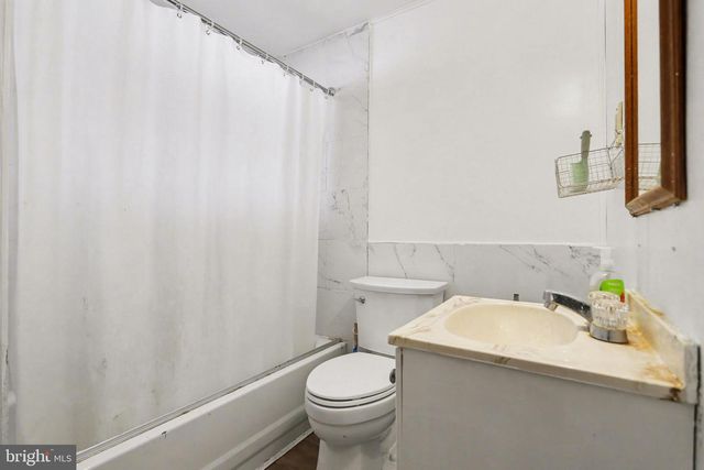 48 COLONIAL DR, Hanover, PA 17331