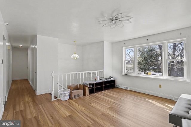 48 COLONIAL DR, Hanover, PA 17331