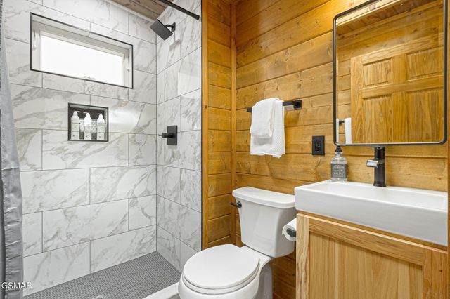 4167 Chamberlain Lane, Sevierville, TN 37862