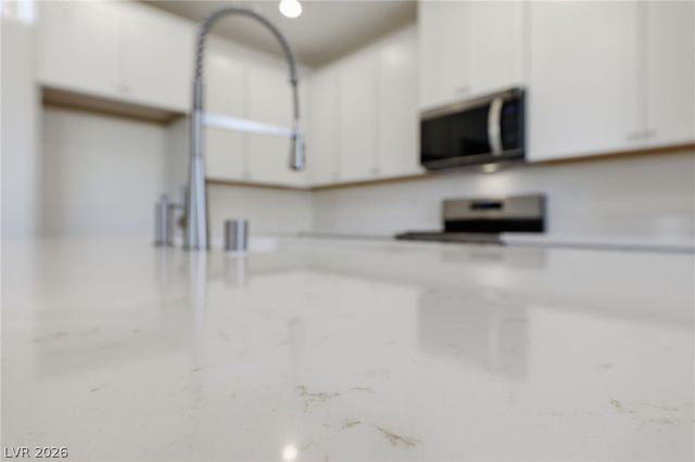 12528 Kings Creek Place, Las Vegas, NV 89138