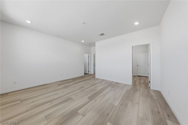 12528 Kings Creek Place, Las Vegas, NV 89138