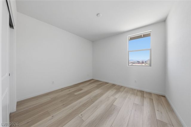 12528 Kings Creek Place, Las Vegas, NV 89138