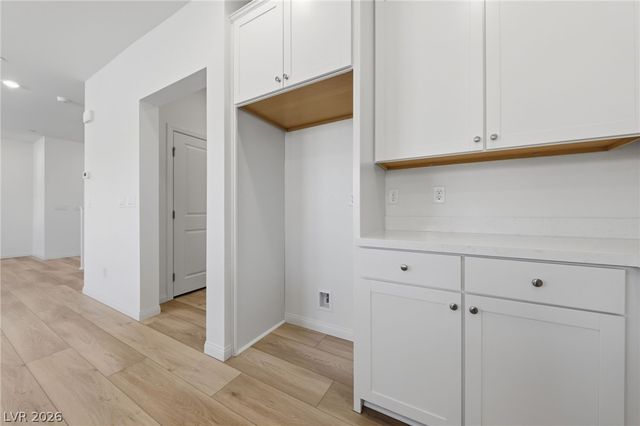 12528 Kings Creek Place, Las Vegas, NV 89138