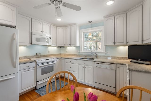 108 Glen Avenue 108, Newton, MA 02459