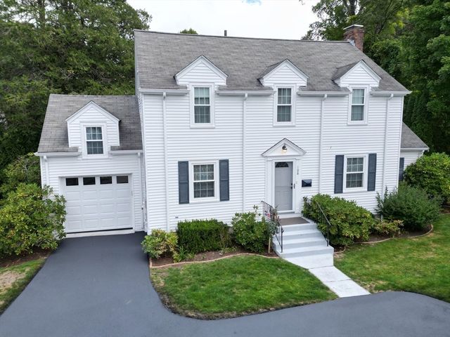 108 Glen Avenue 108, Newton, MA 02459