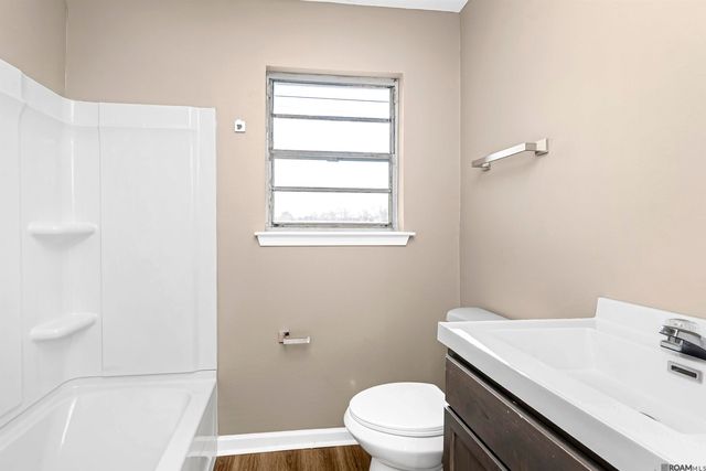 381 Mills Ave, Baton Rouge, LA 70807