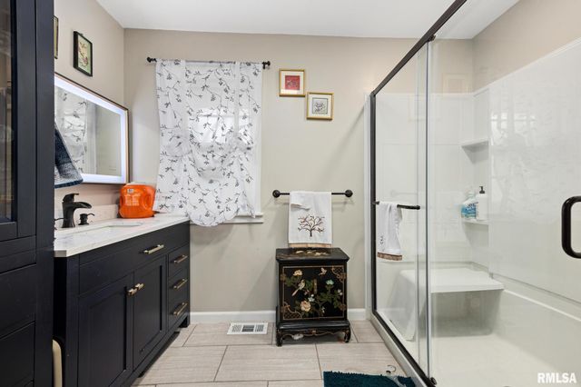 2413 N LEHMAN Road, Peoria, IL 61604