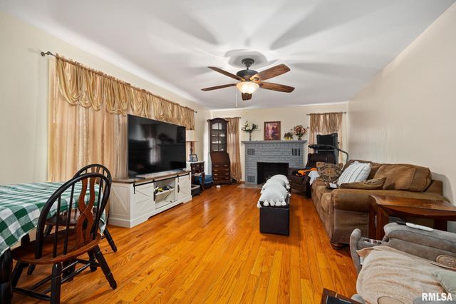 2413 N LEHMAN Road, Peoria, IL 61604