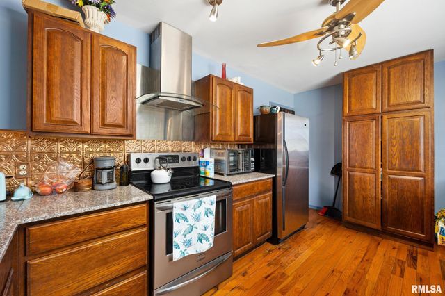 2413 N LEHMAN Road, Peoria, IL 61604