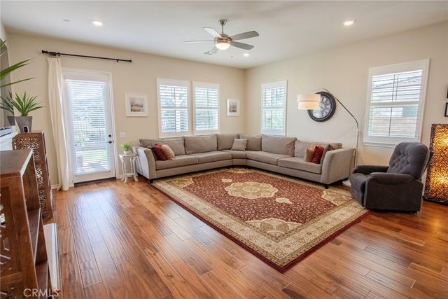 26424 Township, Saugus, CA 91350