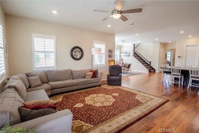 26424 Township, Saugus, CA 91350