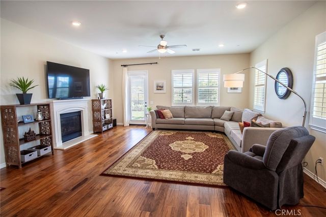 26424 Township, Saugus, CA 91350