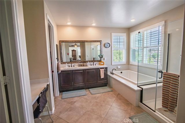 26424 Township, Saugus, CA 91350
