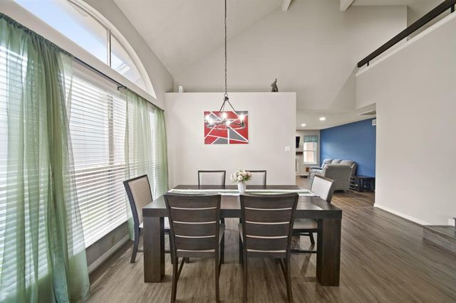 15930 Oak Mountain Drive, Houston, TX 77095