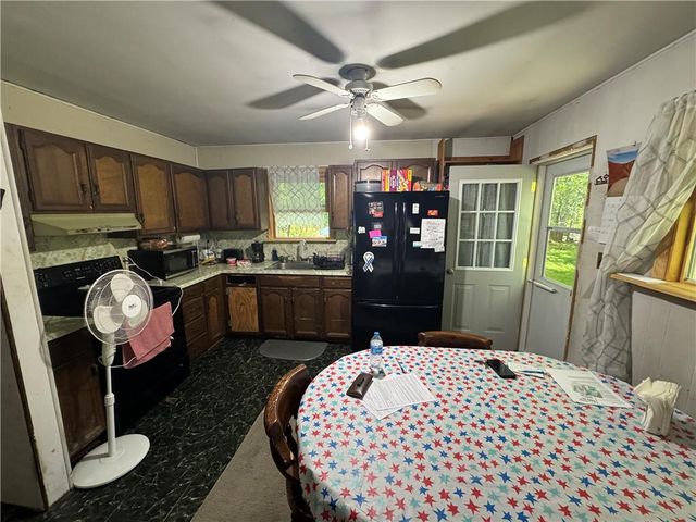 244 Ash Drive, Tobyhanna Twp, PA 18334
