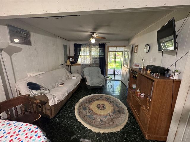 244 Ash Drive, Tobyhanna Twp, PA 18334