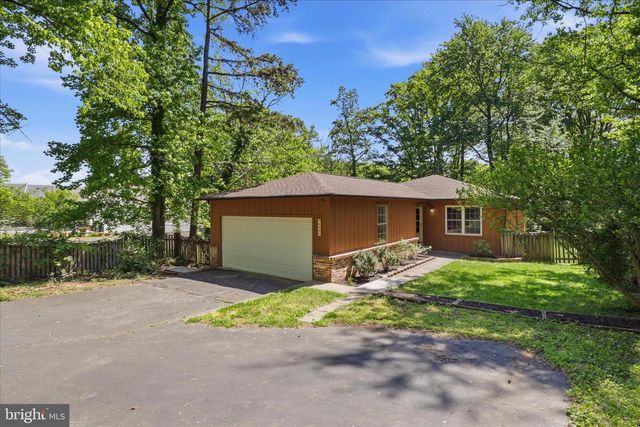 18507 AMIDON AVE, Triangle, VA 22172