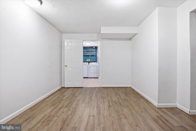 18507 AMIDON AVE, Triangle, VA 22172