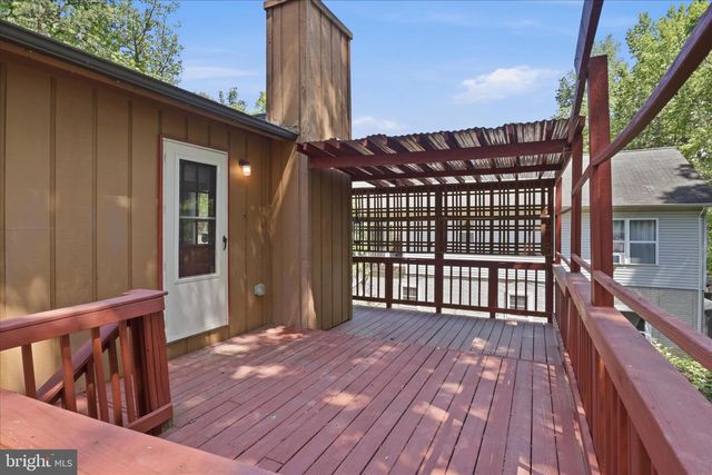 18507 AMIDON AVE, Triangle, VA 22172