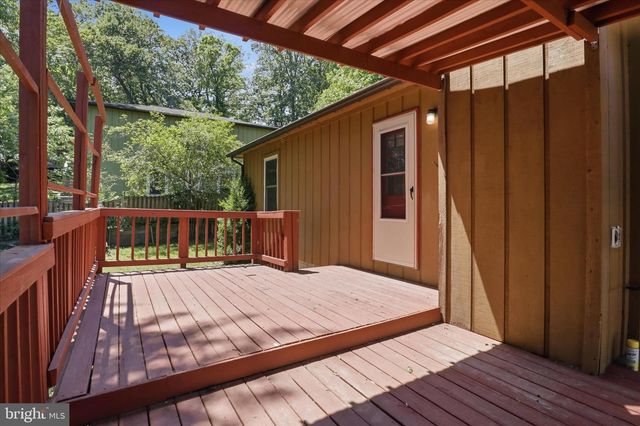 18507 AMIDON AVE, Triangle, VA 22172