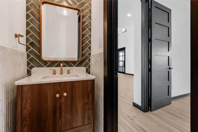 7292 Edgewater Drive, Willis, TX 77318