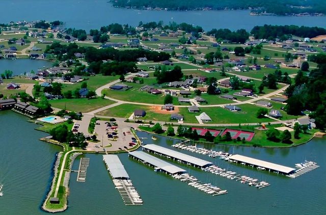 7292 Edgewater Drive, Willis, TX 77318