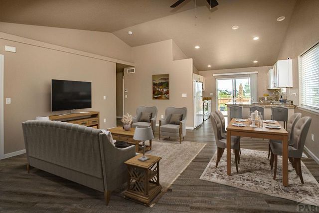 3117 W 18th St, Pueblo, CO 81003