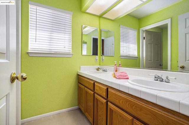 4704 Crestone Needle Way, Antioch, CA 94531