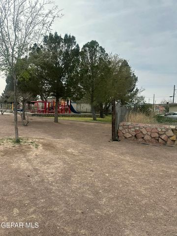 241 Lone Star Place, El Paso, TX 79907